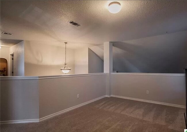 Building Photo - 3015 Scottsdale Dr