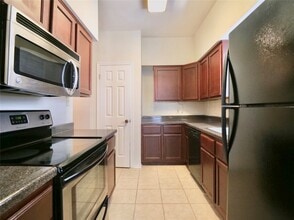 Building Photo - 1103 Dulles Ave