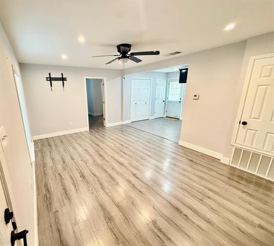 Foto del edificio - 1605 Crestridge Dr