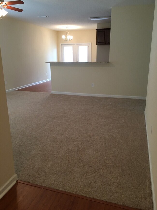 Foto del edificio - 3 Bedroom, 2 Bath in Eryn's Garden!