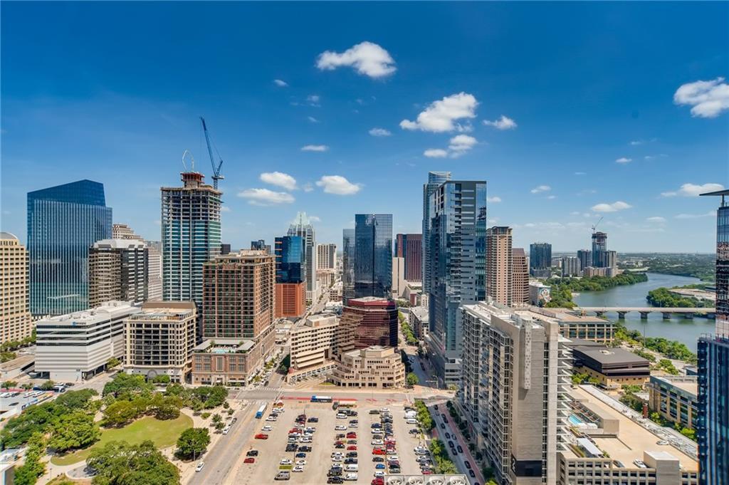 Foto principal - 360 Nueces St