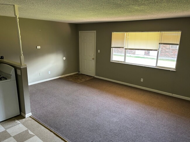 Foto del edificio - 217 N Hamilton St