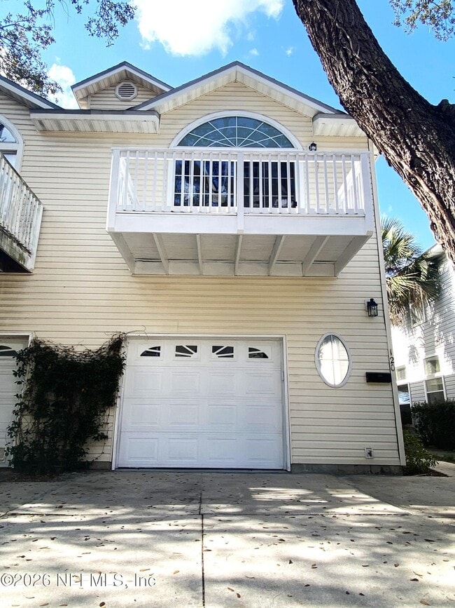 Building Photo - 120 Seminole Rd