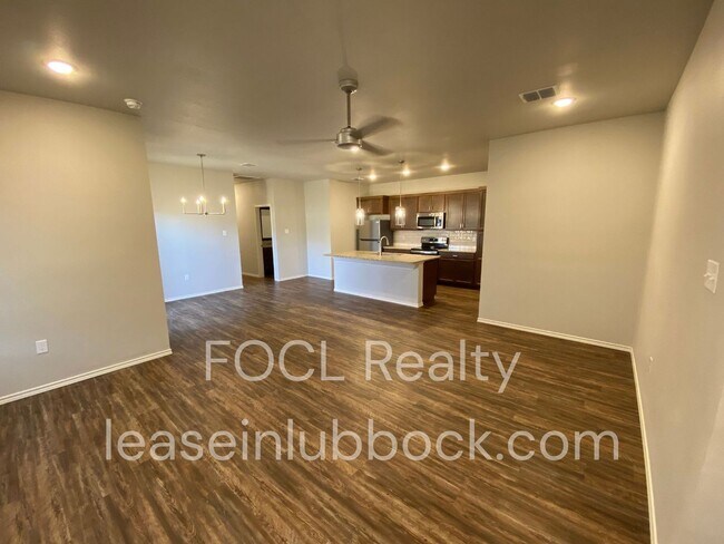 Foto del edificio - Duplex in Frenship School District! NEW CONSTRUCTION