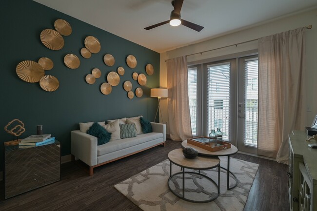 Building Photo - The Louis Las Colinas