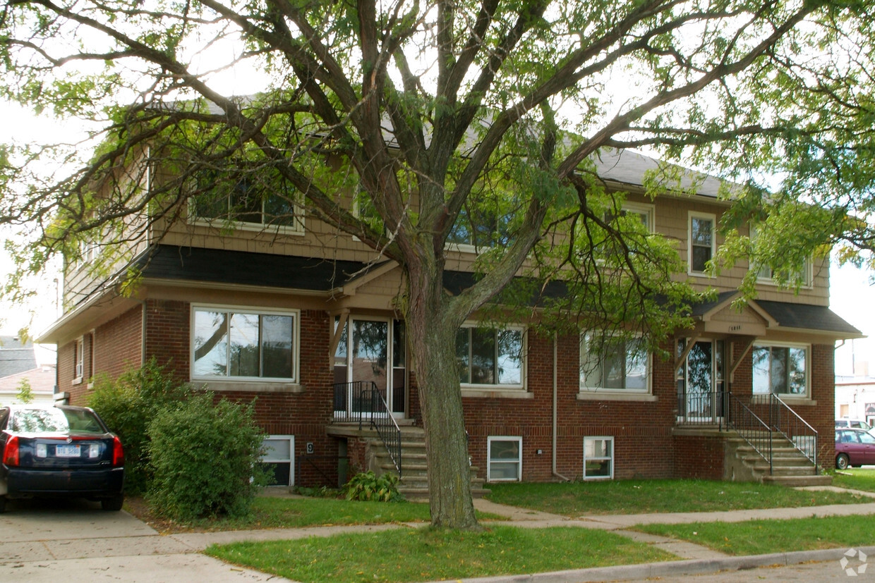 Primary Photo - 1205 Garfield Ave