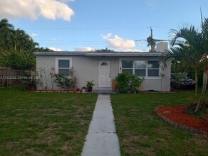 Building Photo - 508 Beech Rd