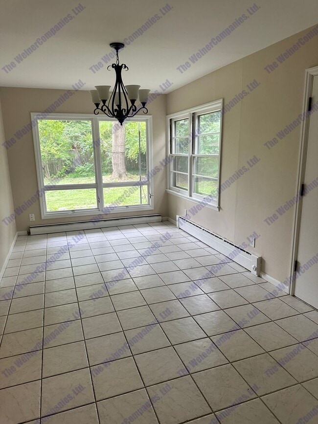 Building Photo - 4-Bedroom 3-Bath Home Available This August