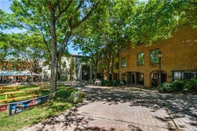 Foto del edificio - Beautiful Historic Bethlehem Condo for Rent!