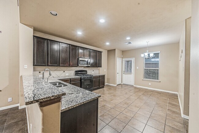 Building Photo - 2403 Summers Glen Ct