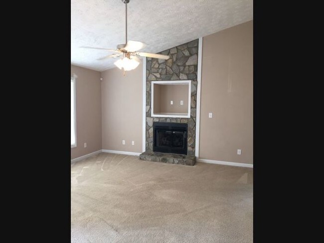 Building Photo - 3027 Burton Dr., Fayetteville