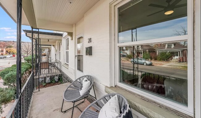 Foto del edificio - 28 E 4th Ave