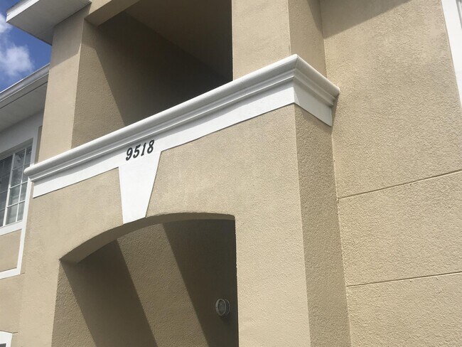 Building Photo - 9518 Amberdale Ct
