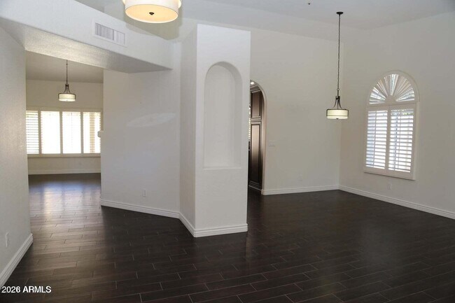Foto del edificio - 9014 E Larkspur Dr
