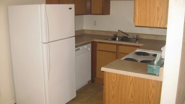 Photo - 609 8th Ave