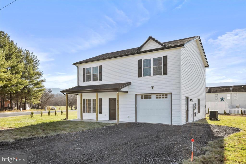 Foto principal - 118 Windsor Knit Rd