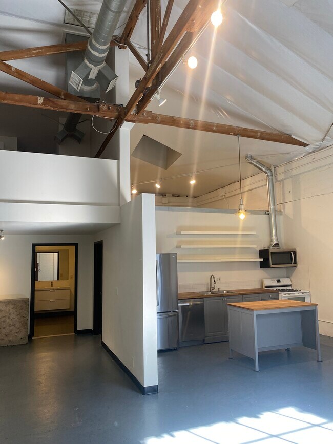 Studio # 5 Partial Ground Floorplan - Studios at Walnut