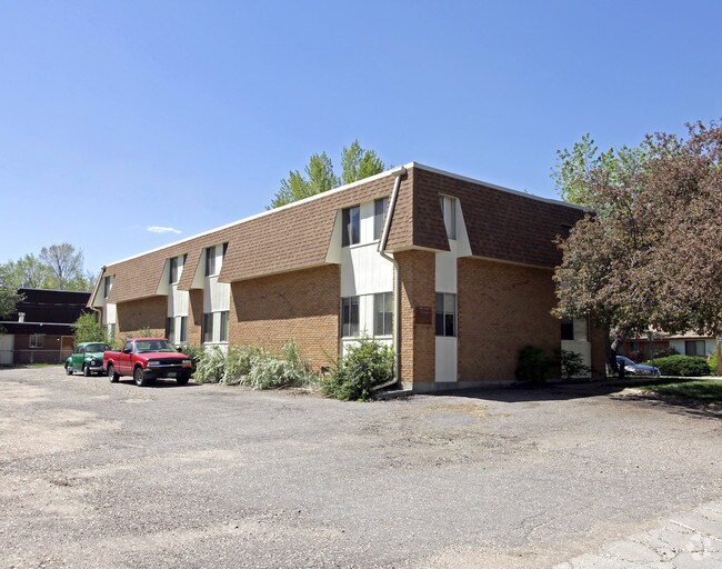 Foto del edificio - 7250-7290 Newton Street