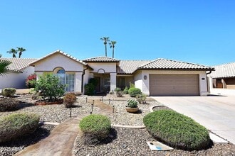 Building Photo - 359 W Brisa Dr