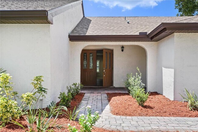 Foto del edificio - 7037 Edgeworth Dr