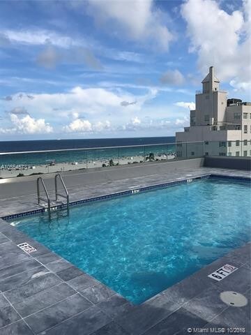 Primary Photo - 1255 Collins Ave