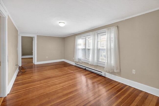 Building Photo - 46 Peirce St