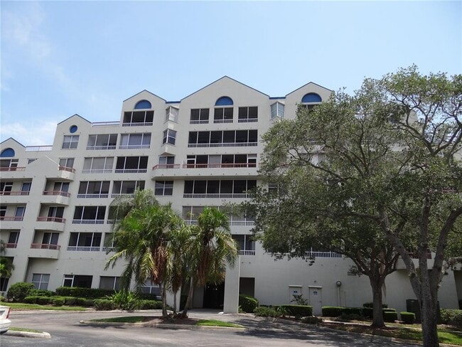 Building Photo - 2333 Feather Sound Dr