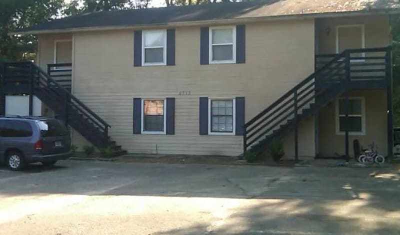 Primary Photo - 2313 Sylvan Ct