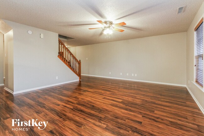 Building Photo - 475 Old Glory Dr