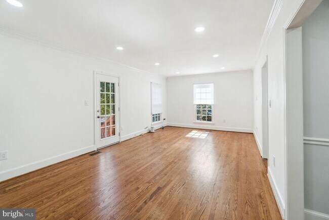 Building Photo - 5607 Langston Blvd.