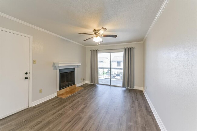 Building Photo - 7600 Emmett F Lowry Expy