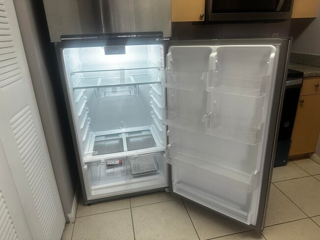 Foto del edificio - 3615 NW Mediterranean Ln