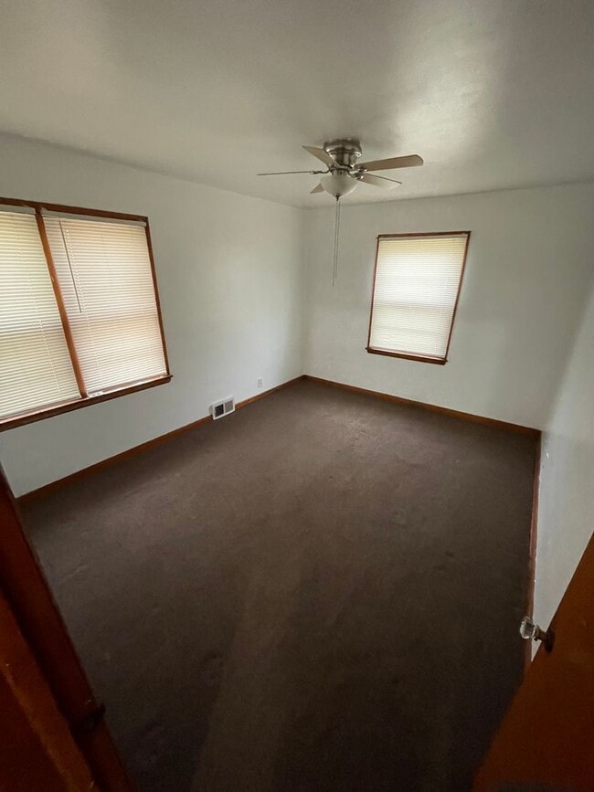 Building Photo - 3601 N 53rd St