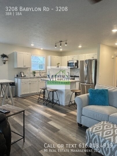 Foto principal - 3208 Babylon Rd