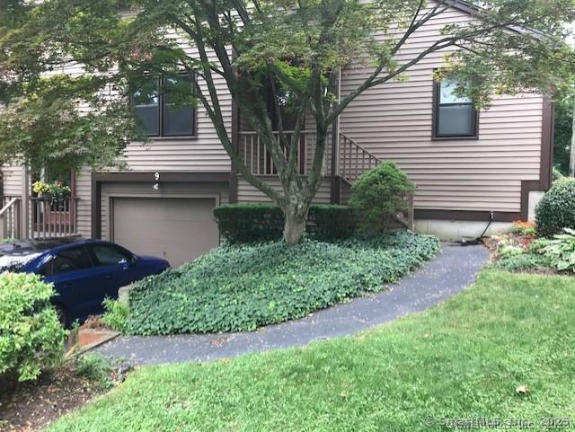 Foto principal - 9 Shadowwood Cir