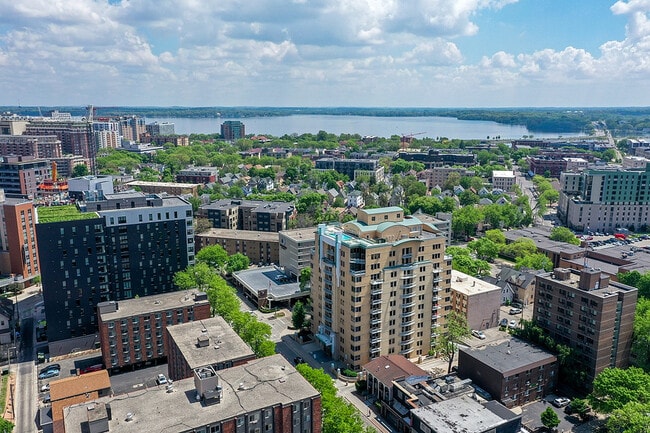 Apartment Building - Palisade Apartments