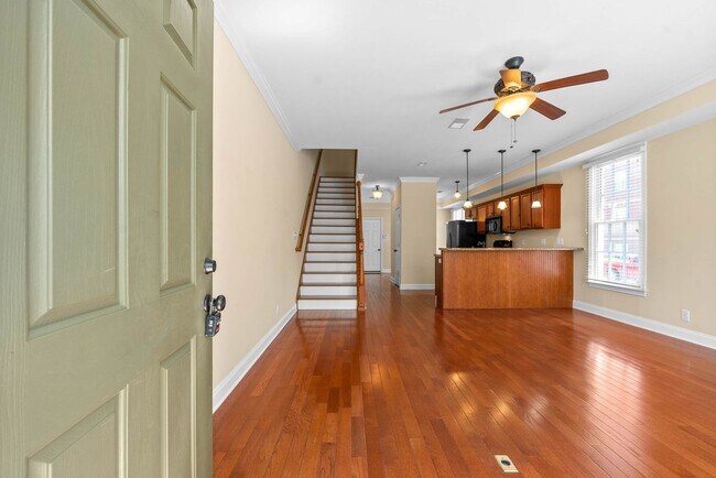 Foto del edificio - 2 Bedroom 2 1/2 Bath Dog Friendly Condo Fo...