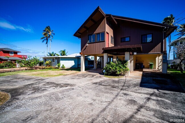 Building Photo - FURNISHED 3br/4ba SF Home in Punaluu