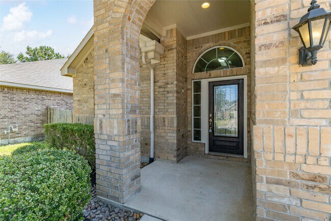 Foto del edificio - 13814 McKinney Creek Ln