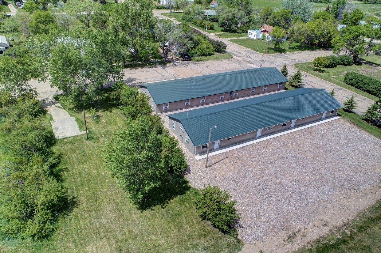 Primary Photo - Kinsella Apartments