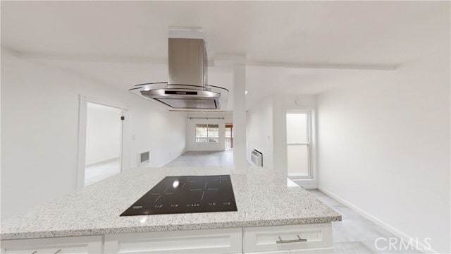 Foto del edificio - 1030 W MacArthur Blvd