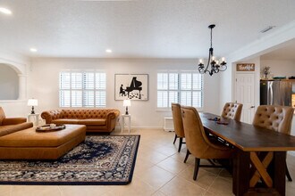 Building Photo - 1214 Bolle Cir