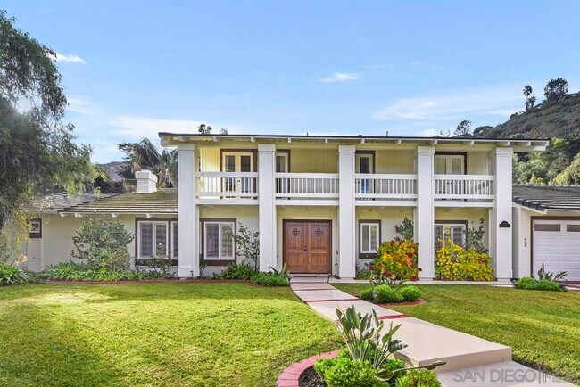Foto del edificio - 2505 Hidden Valley Pl