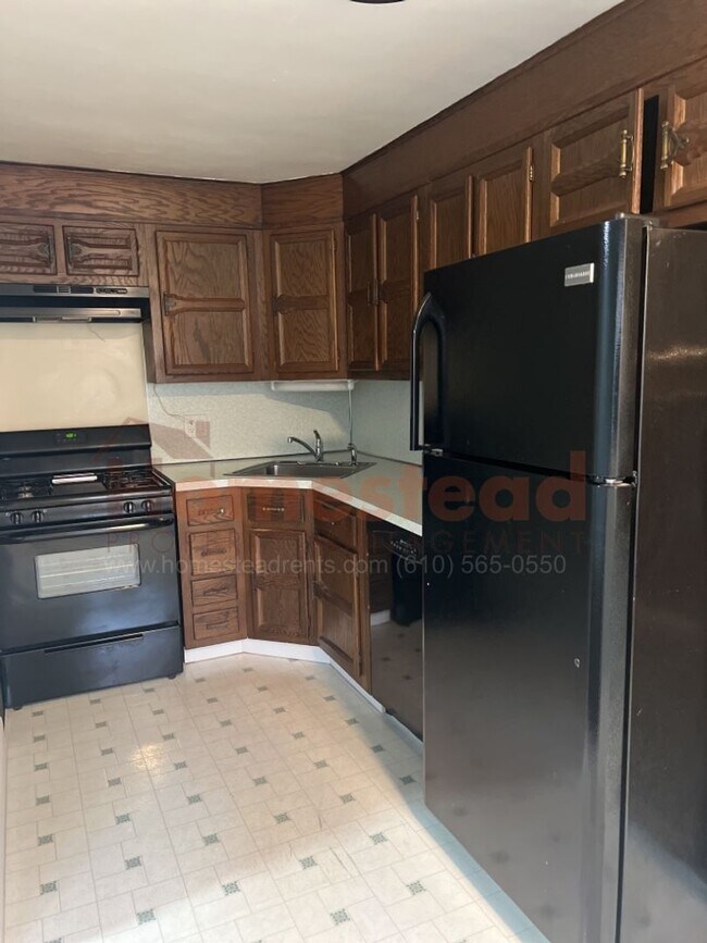 Building Photo - 3 Bedroom Home in Glenolden