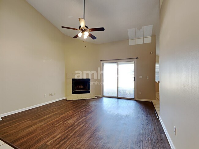 Building Photo - 5427 Riverbreeze Ct