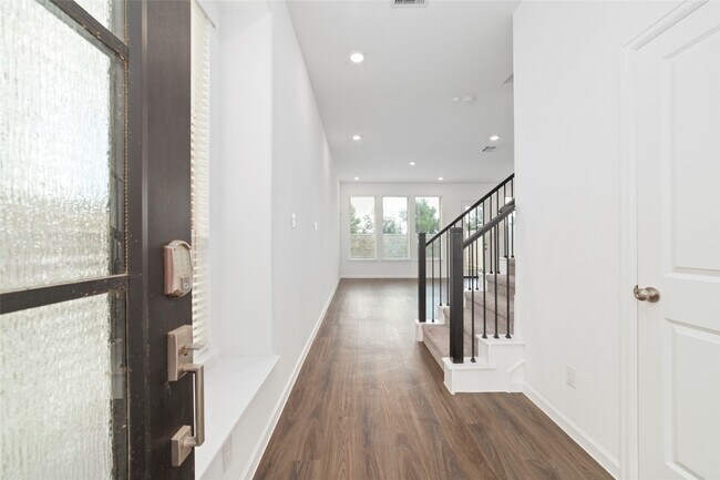 Foto del edificio - 5719 Foggy Vine Ct