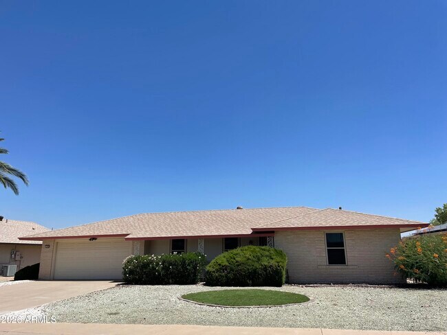 Foto del edificio - 9504 W Hidden Valley Cir