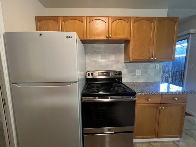 Foto del edificio - 1137 Oakmont Dr