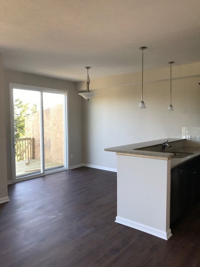 Photo - Large townhouse in Okemos - available now