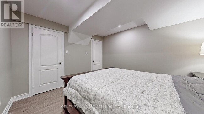 Building Photo - 1245 Salmers Dr